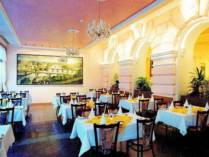 Krivan Hotel Karlovy Vary Exterior foto